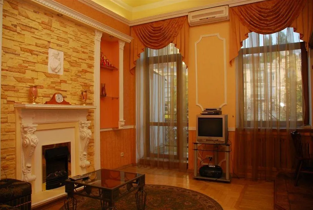 Pecherskie Lipki Hotel Kiev