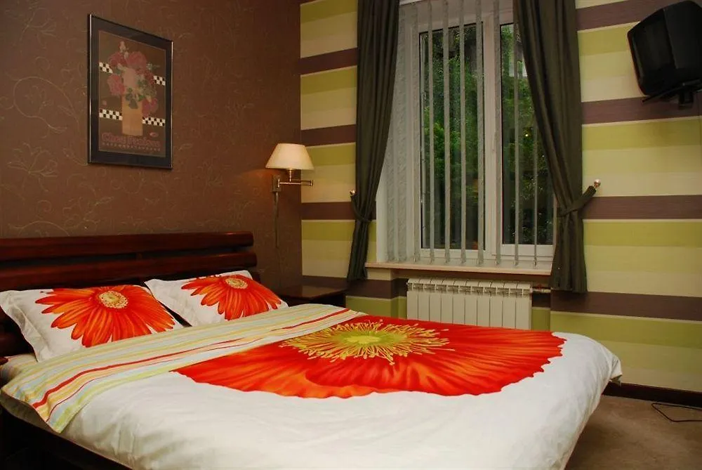 Hotel Pecherskie Lipki Kyjev Ukrajina